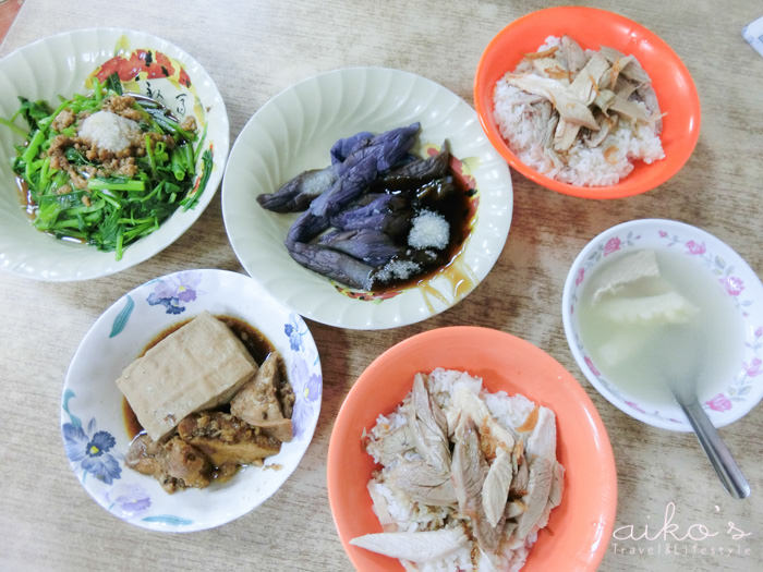 【嘉義美食】東門雞肉飯、劉里長雞肉飯、大同雞肉飯、林聰明沙鍋魚頭雞肉飯、洪家傳統冷飲楊桃汁、御可香、御香屋、品安豆花。