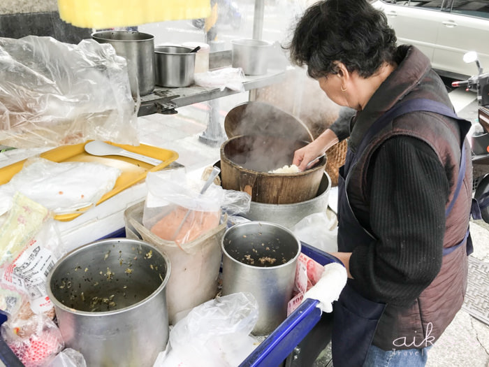 【新店美食】安民街超大飯糰、耕莘醫院丫婆飯糰。