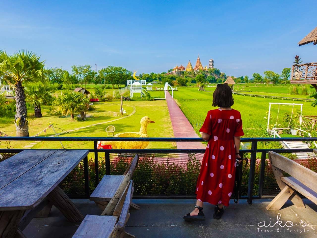 【泰國北碧】Matakan Cafe｜可遠眺泰國最美十大佛寺～虎窟寺的田園咖啡廳