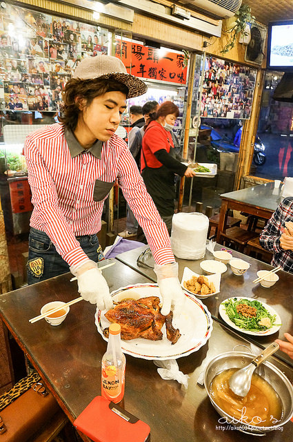 【宜蘭美食】礁溪甕窯雞＆泰山31上海小籠包＆頭城頂埔阿嬤蔥油餅。