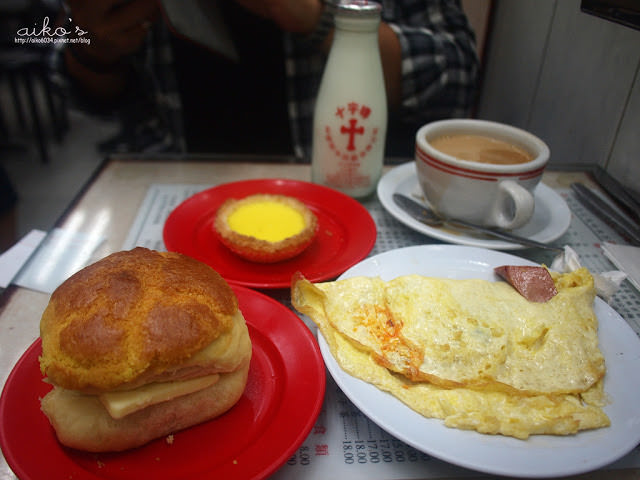 【香港灣仔】蔡瀾也愛的香港必吃美食～金鳳茶餐廳，波蘿油跟蛋塔我喜歡。